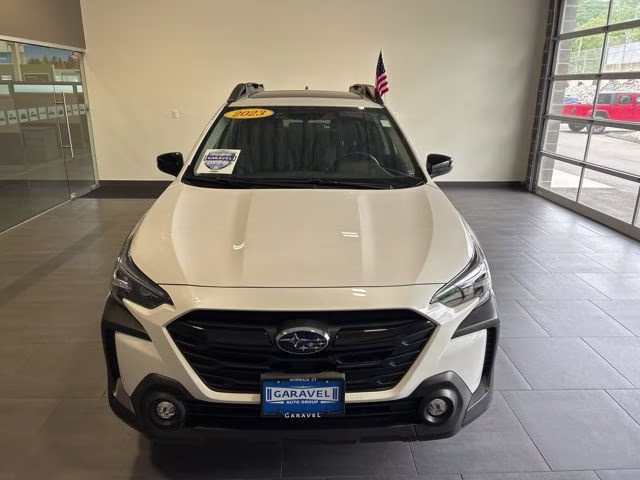 2023 Crystal White Pearl Subaru Outback Onyx Edition AWD SUV