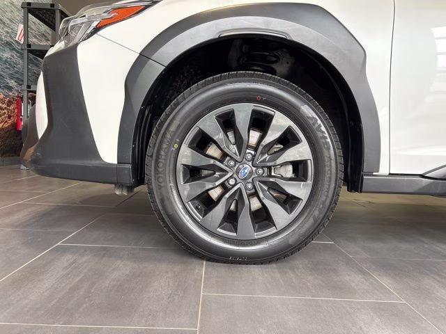 2023 Crystal White Pearl Subaru Outback Onyx Edition AWD SUV