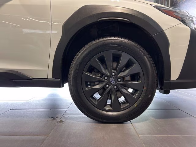 2023 Crystal White Pearl Subaru Outback Onyx Edition AWD SUV