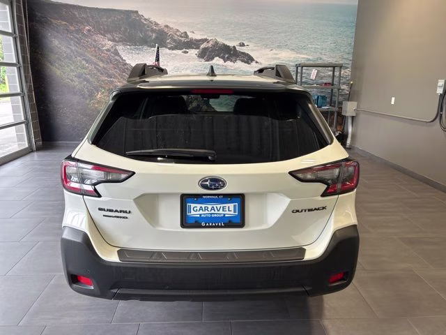 2023 Crystal White Pearl Subaru Outback Onyx Edition AWD SUV