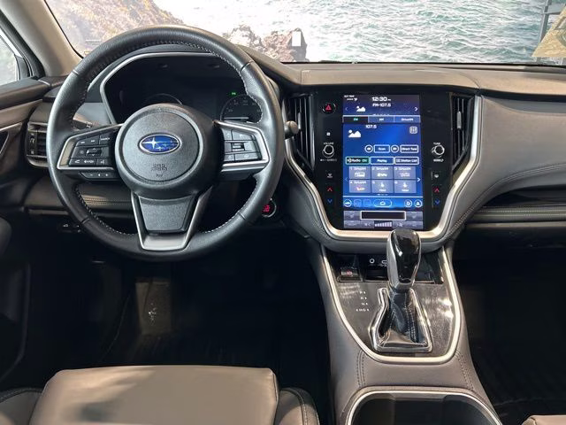 2023 Crystal White Pearl Subaru Outback Onyx Edition AWD SUV
