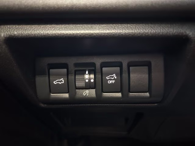 2023 Crystal White Pearl Subaru Outback Onyx Edition AWD SUV