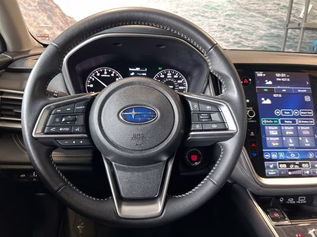 2023 Crystal White Pearl Subaru Outback Onyx Edition AWD SUV