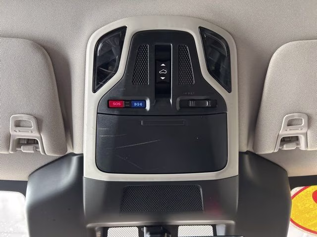 2023 Crystal White Pearl Subaru Outback Onyx Edition AWD SUV