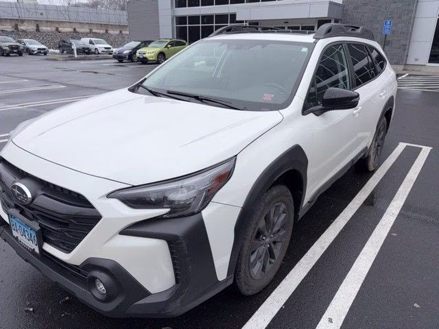 2023 Crystal White Pearl Subaru Outback Onyx Edition AWD SUV