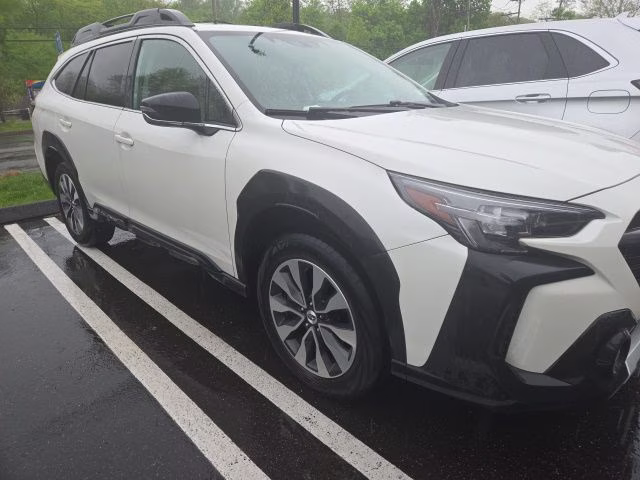 2024 Crystal White Pearl Subaru Outback Limited AWD SUV