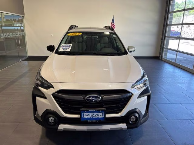 2024 Crystal White Pearl Subaru Outback Limited AWD SUV
