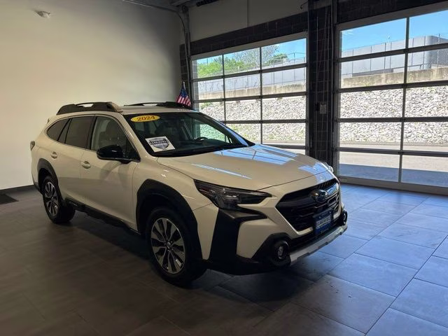 2024 Crystal White Pearl Subaru Outback Limited AWD SUV