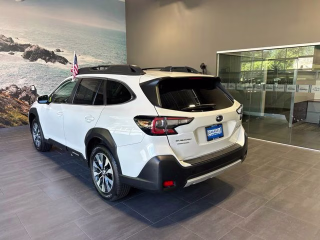 2024 Crystal White Pearl Subaru Outback Limited AWD SUV