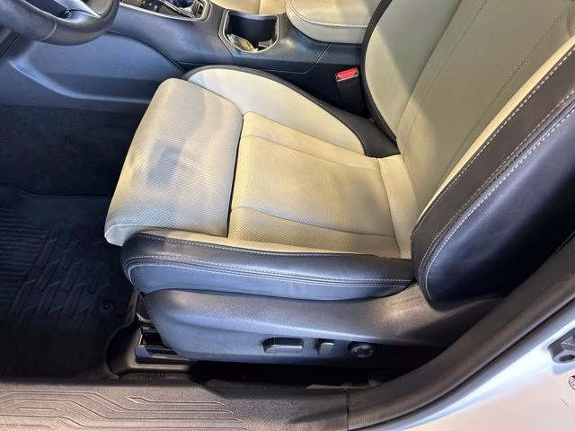 2024 Crystal White Pearl Subaru Outback Limited AWD SUV