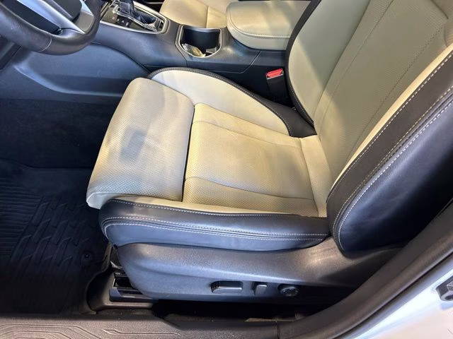 2024 Crystal White Pearl Subaru Outback Limited AWD SUV