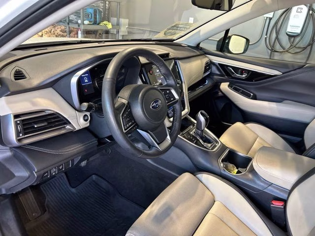 2024 Crystal White Pearl Subaru Outback Limited AWD SUV