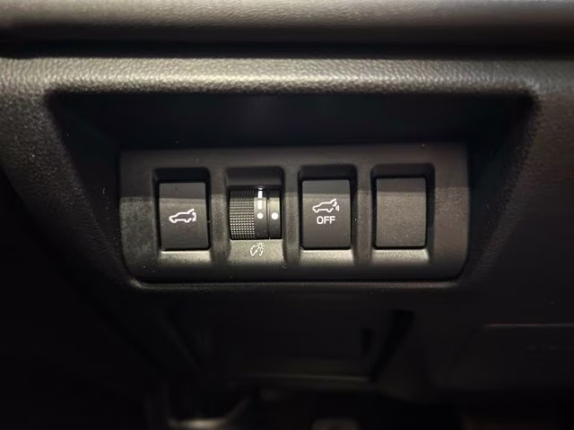 2024 Crystal White Pearl Subaru Outback Limited AWD SUV