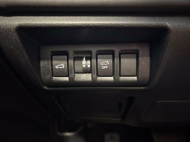 2024 Crystal White Pearl Subaru Outback Limited AWD SUV