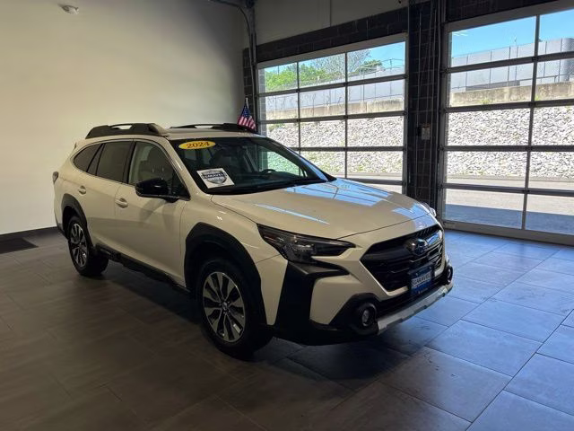 2024 Crystal White Pearl Subaru Outback Limited AWD SUV