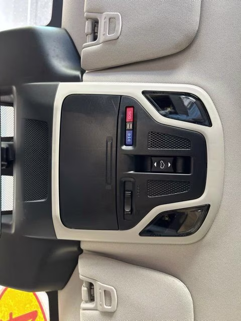 2024 Crystal White Pearl Subaru Outback Limited AWD SUV