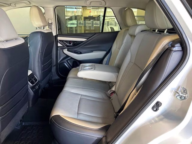 2024 Crystal White Pearl Subaru Outback Limited AWD SUV