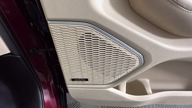 2024 Velvet Red Pearlcoat Jeep Grand Cherokee 4xe 4X4 SUV
