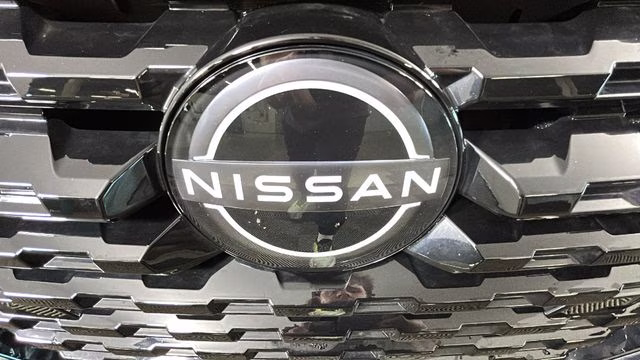 2024 Fresh Powder Nissan Kicks S FWD SUV
