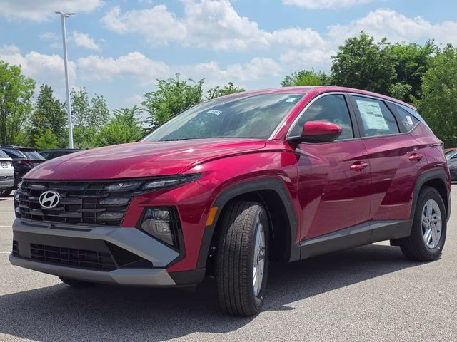 2026 Ultimate Red Hyundai Tucson SE FWD SUV