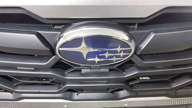 2024 Ice Silver Metallic Subaru Crosstrek Base AWD SUV