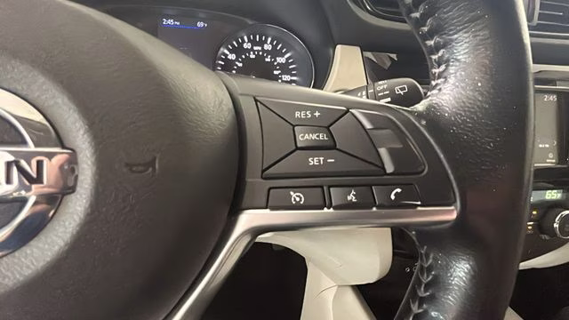 2020 Magnetic Black Pearl Nissan Rogue Sport SV AWD SUV