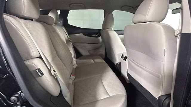 2020 Magnetic Black Pearl Nissan Rogue Sport SV AWD SUV