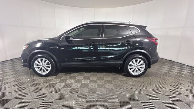 2020 Magnetic Black Pearl Nissan Rogue Sport SV AWD SUV
