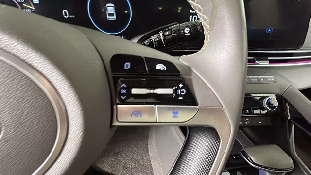 2024 Intense Blue Hyundai Elantra SEL FWD Sedan