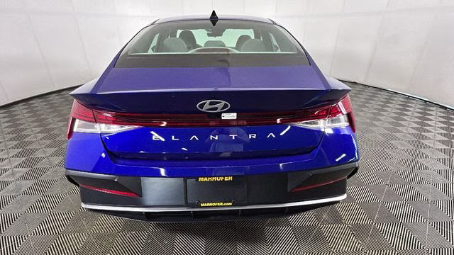 2024 Intense Blue Hyundai Elantra SEL FWD Sedan
