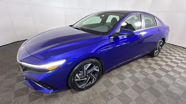 2024 Intense Blue Hyundai Elantra SEL FWD Sedan