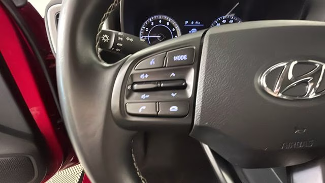 2022 Scarlet Red Pearl Hyundai Venue Limited FWD SUV