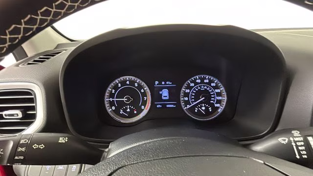 2022 Scarlet Red Pearl Hyundai Venue Limited FWD SUV