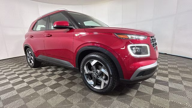 2022 Scarlet Red Pearl Hyundai Venue Limited FWD SUV