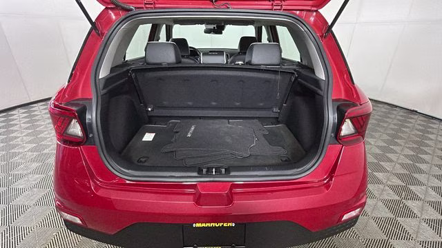 2022 Scarlet Red Pearl Hyundai Venue Limited FWD SUV