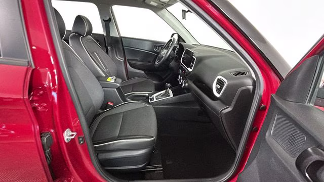 2022 Scarlet Red Pearl Hyundai Venue Limited FWD SUV