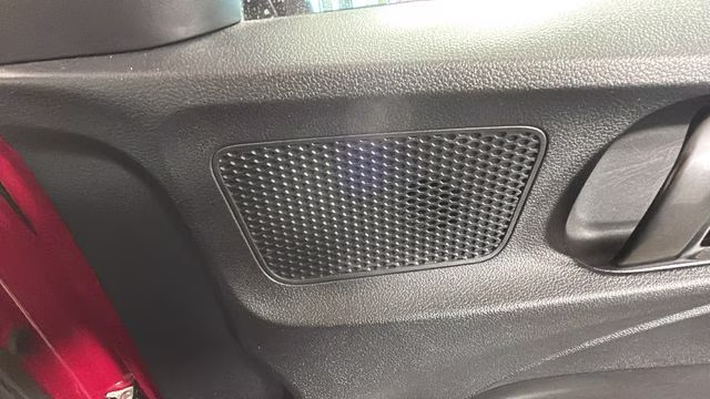 2022 Scarlet Red Pearl Hyundai Venue Limited FWD SUV