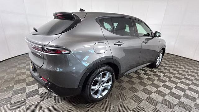 2024 Gray Cray Dodge Hornet R/T AWD SUV