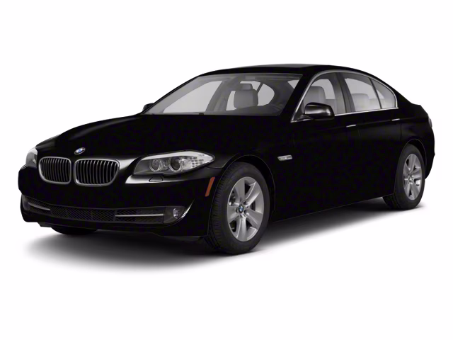 2013 BMW 5 Series 528i xDrive Sedan's photo
