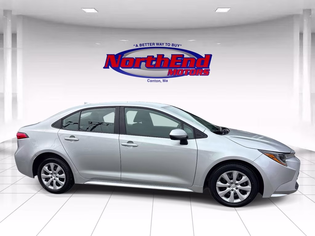 2024 Classic Silver Metallic Toyota Corolla LE FWD Sedan