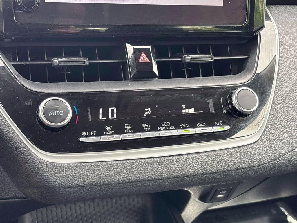2024 Classic Silver Metallic Toyota Corolla LE FWD Sedan