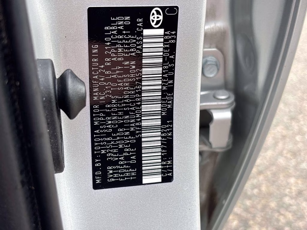 2024 Classic Silver Metallic Toyota Corolla LE FWD Sedan