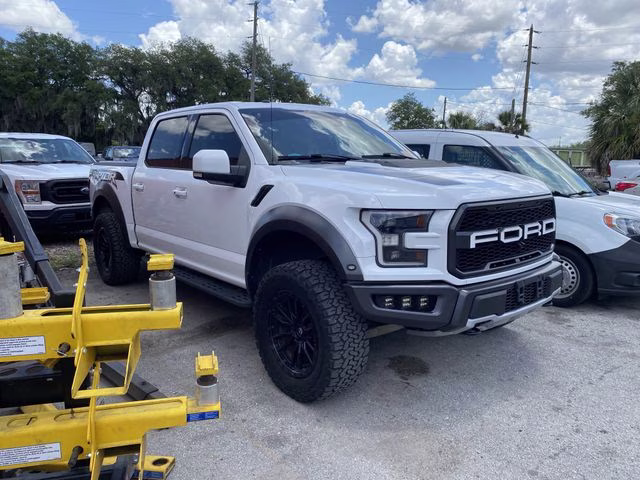 2018 Oxford White Ford F-150 Raptor 4X4 Truck