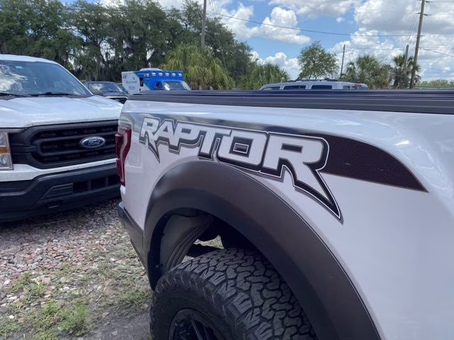 2018 Oxford White Ford F-150 Raptor 4X4 Truck