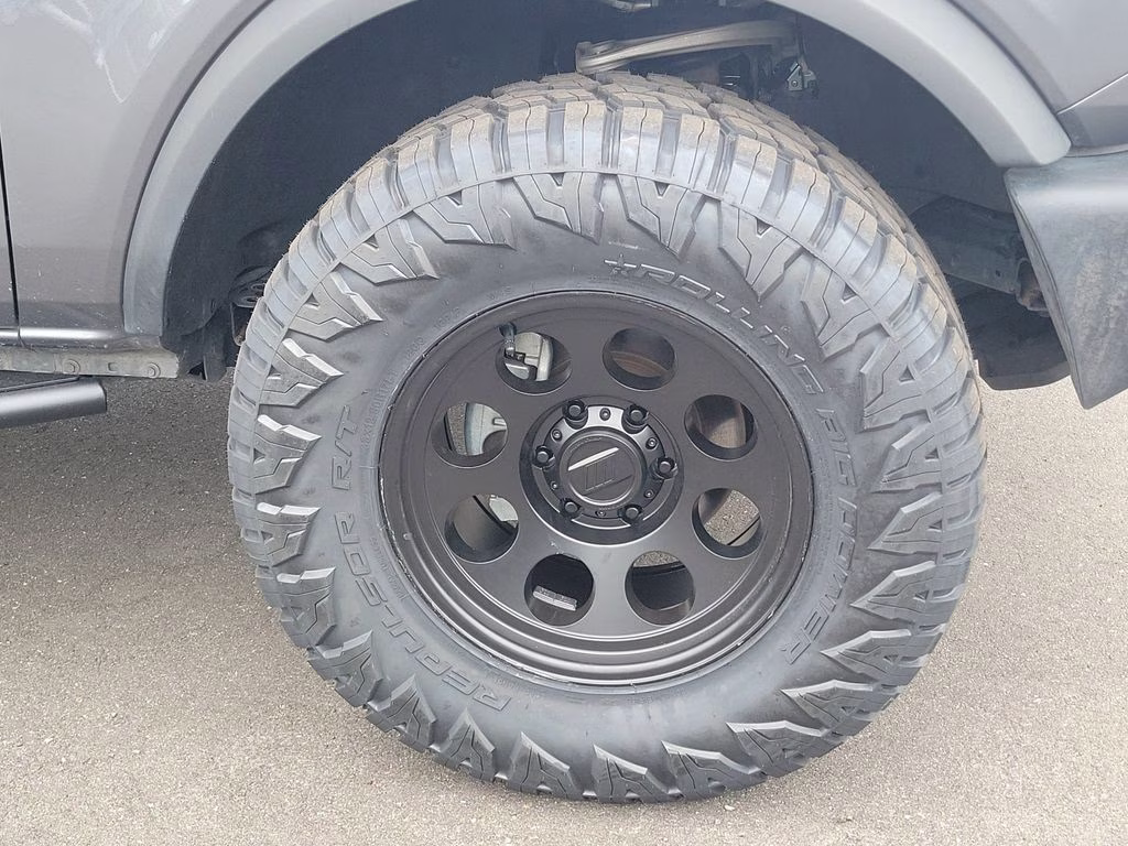 2025 Gray Metallic Ford Bronco Big Bend 4X4 SUV