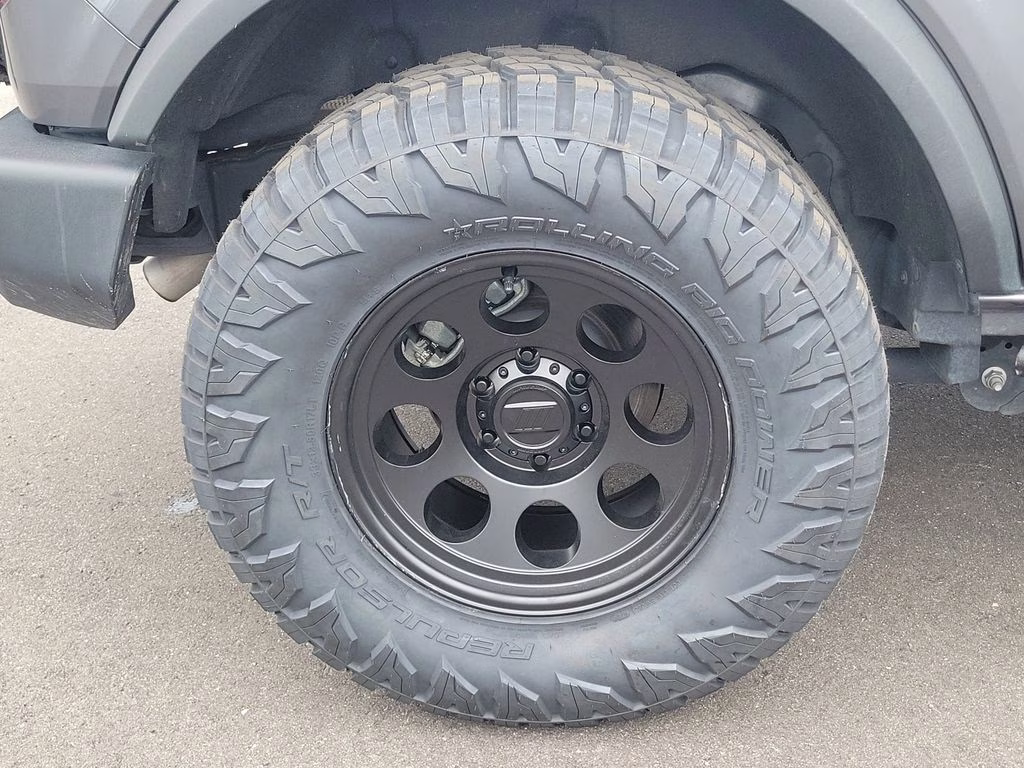 2025 Gray Metallic Ford Bronco Big Bend 4X4 SUV