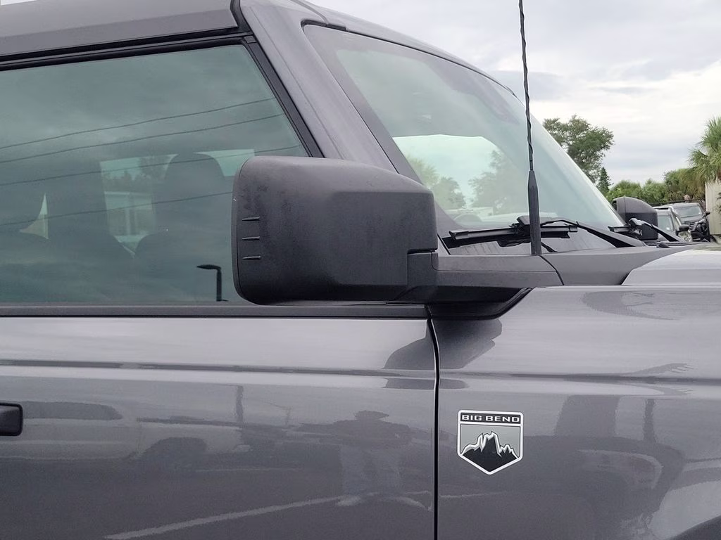 2025 Gray Metallic Ford Bronco Big Bend 4X4 SUV
