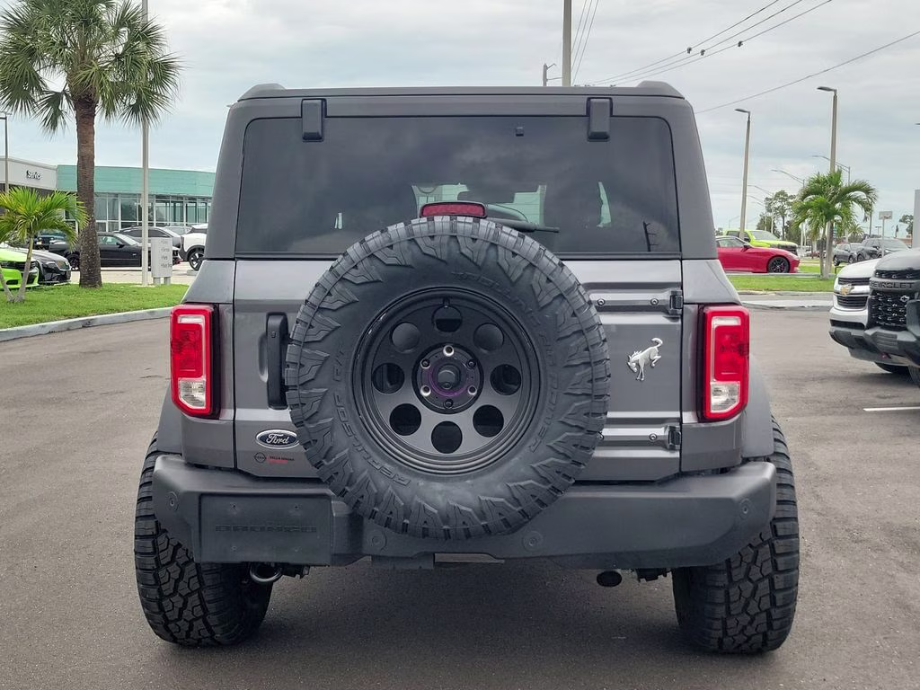 2025 Gray Metallic Ford Bronco Big Bend 4X4 SUV