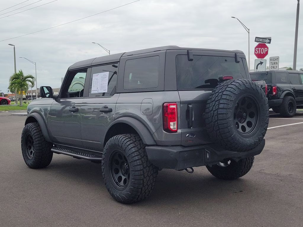 2025 Gray Metallic Ford Bronco Big Bend 4X4 SUV