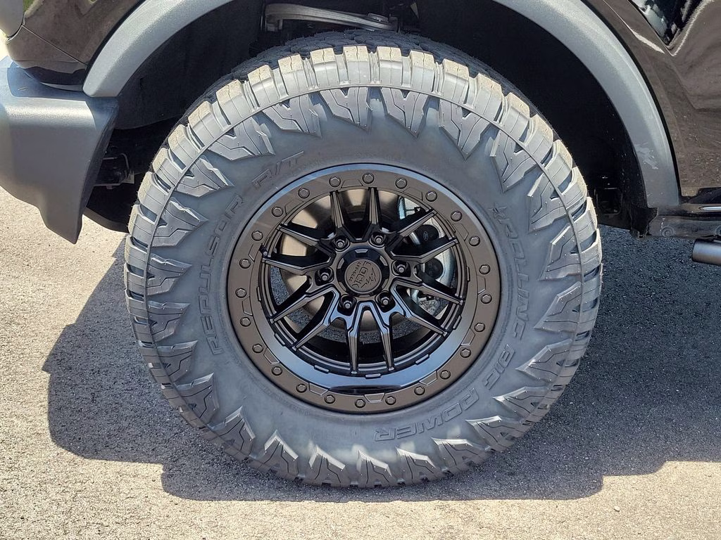 2025 Shadow Black Ford Bronco Big Bend 4X4 SUV